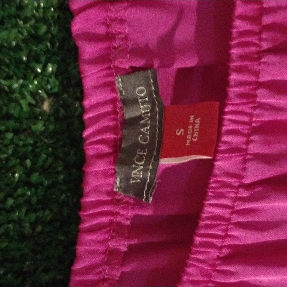 Vince Camuto Fuchsia Off-Shoulder Blouse - Picture 2 of 3